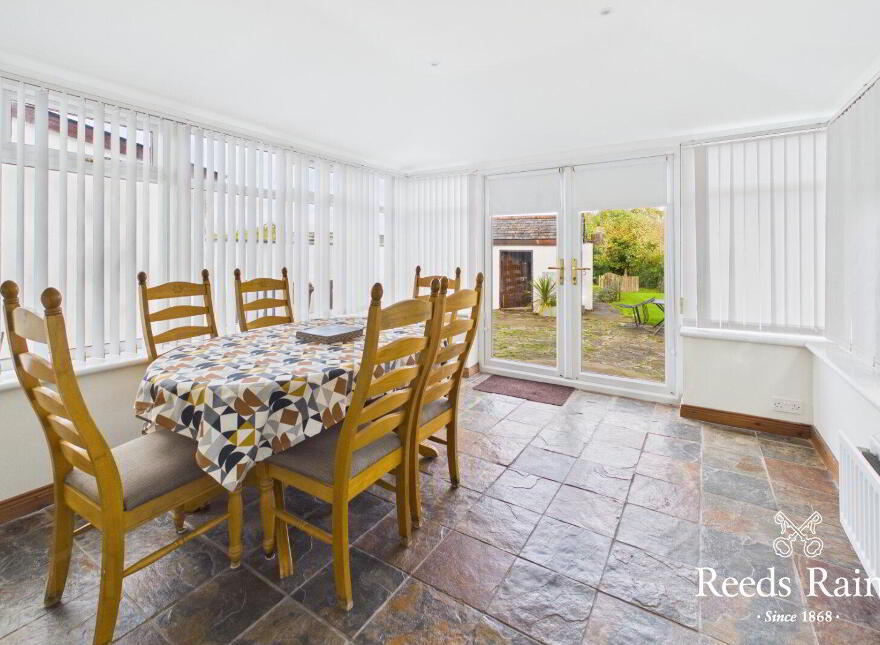 14 Lisburn Road, Moira, BT67 0JP
