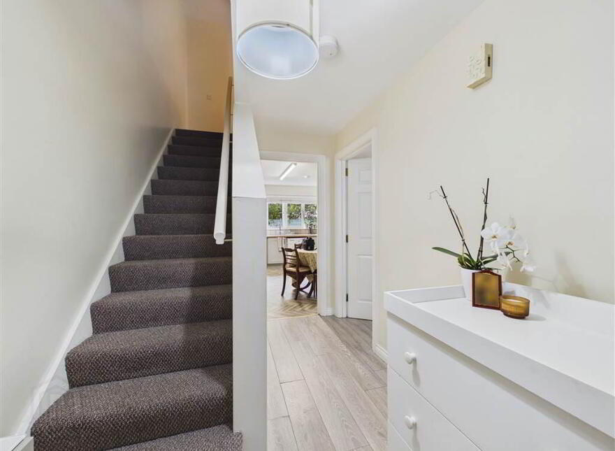 3 Foxes Glen, Dunmurry, Belfast, BT17 0WF