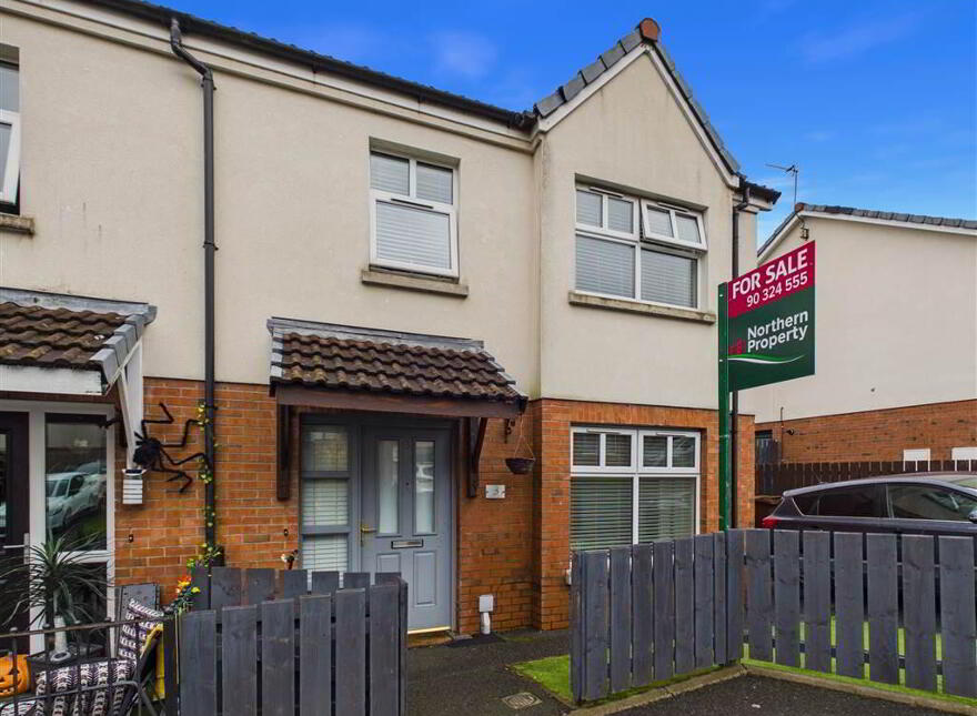 3 Foxes Glen, Dunmurry, Belfast, BT17 0WF