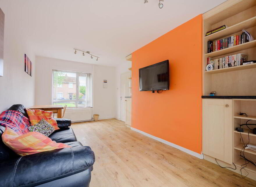 15 Knocknagoney Gardens, Belfast, BT4 2QA
