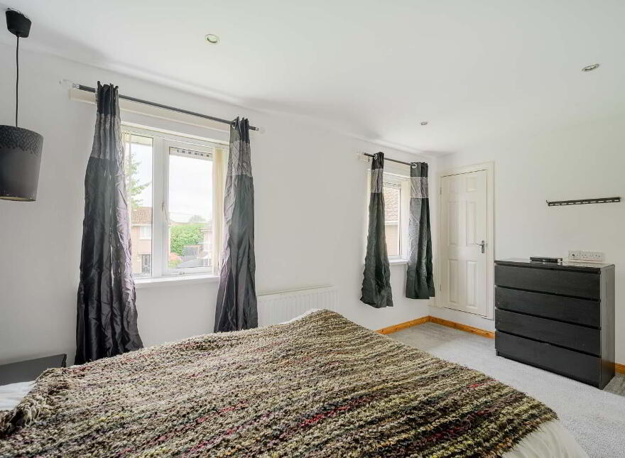 15 Knocknagoney Gardens, Belfast, BT4 2QA