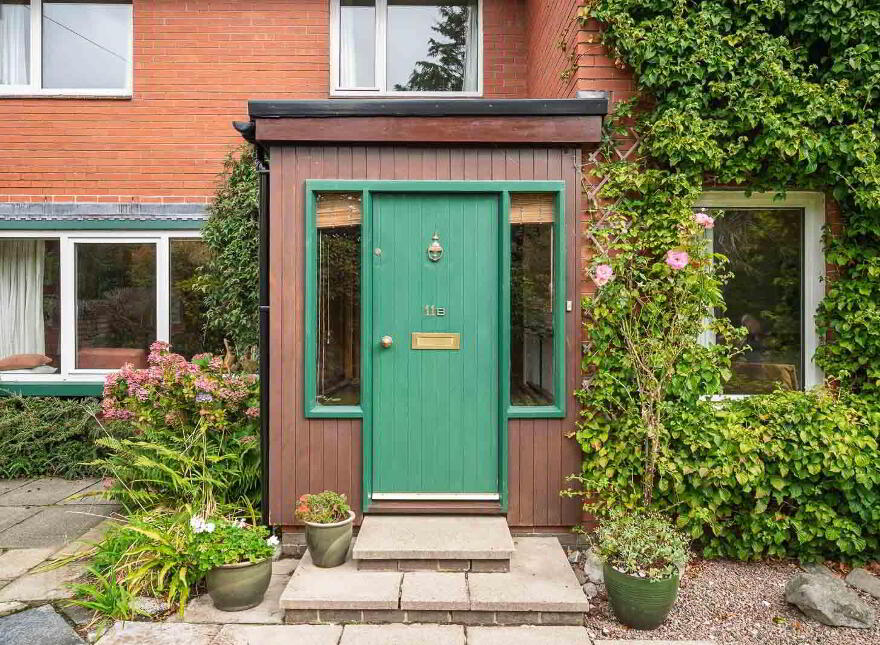 11B Knockdene Park North, Belfast, BT5 7AA