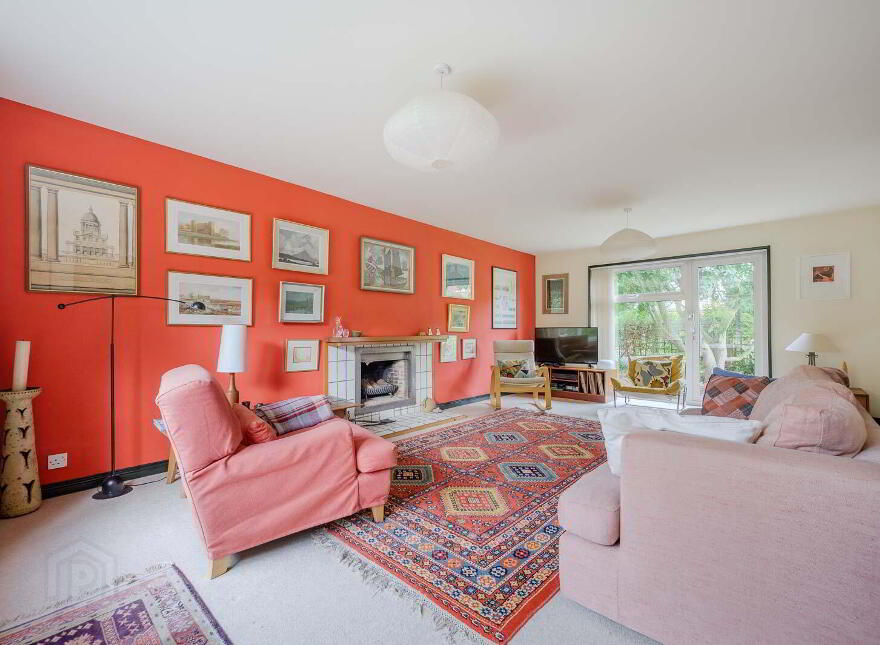 11B Knockdene Park North, Belfast, BT5 7AA