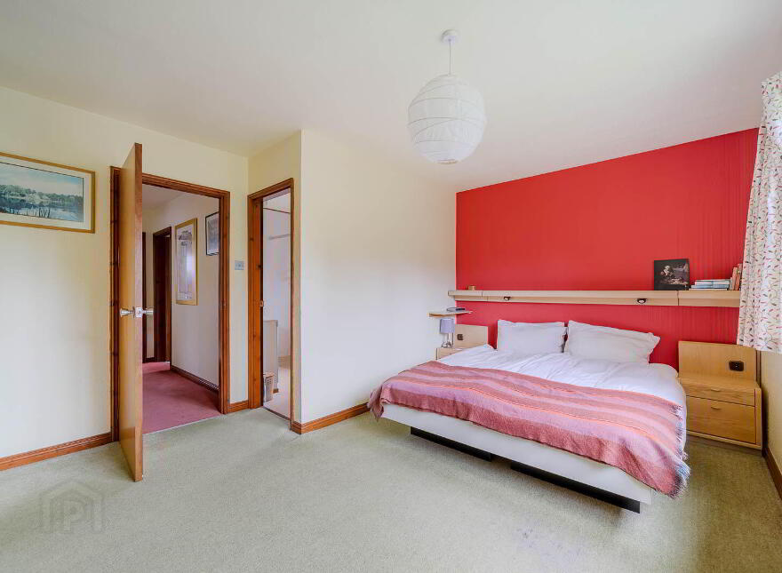 11B Knockdene Park North, Belfast, BT5 7AA