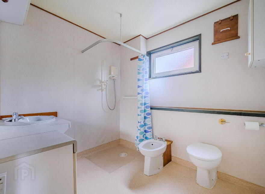 11B Knockdene Park North, Belfast, BT5 7AA