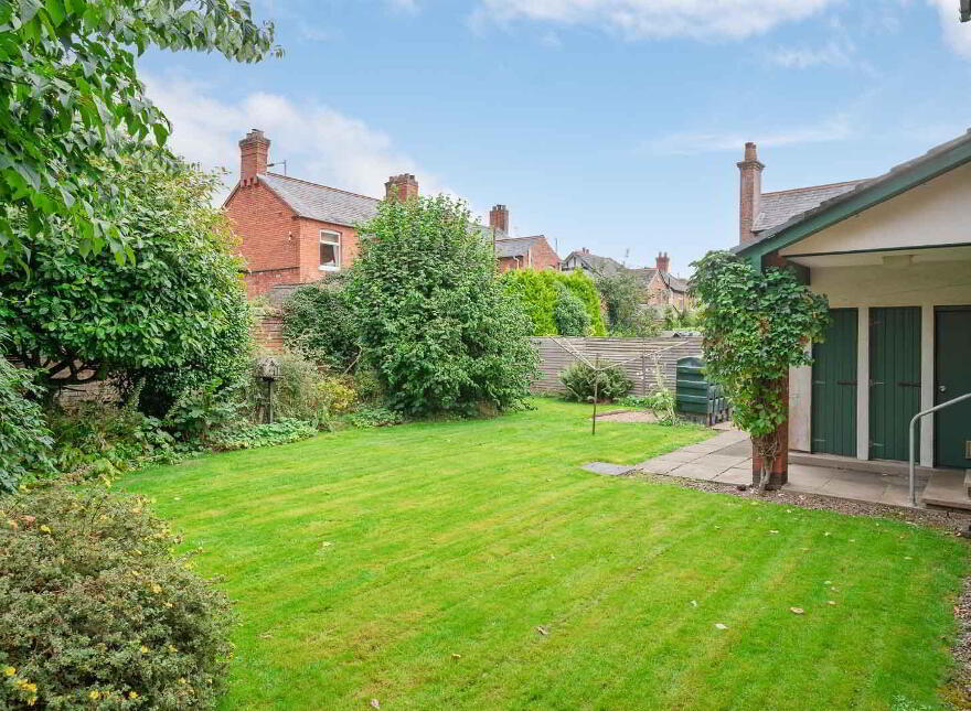 11B Knockdene Park North, Belfast, BT5 7AA