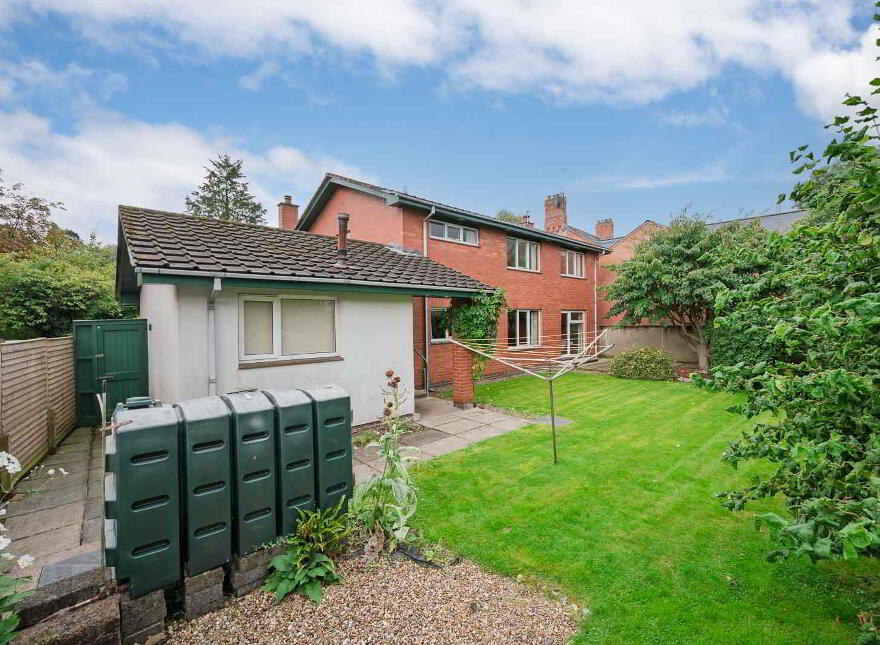 11B Knockdene Park North, Belfast, BT5 7AA