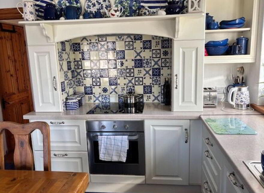 The Moorings, Quay Road, Duncannon, Y34EC99