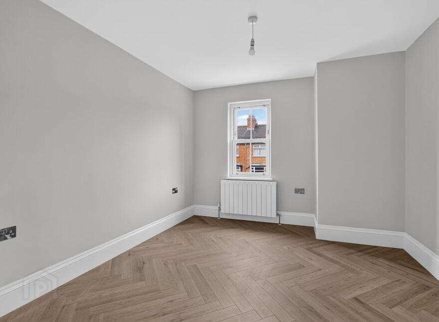 4 Willesden Park, Stranmillis, Belfast, BT9 5GX
