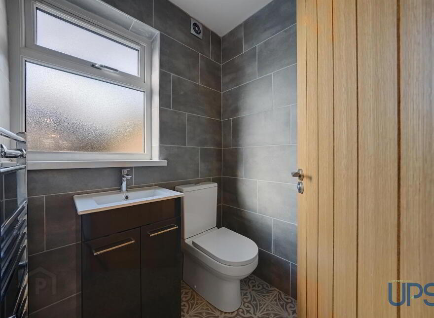 66 Hawthorn View, Glen Road, Belfast, BT17 0RN