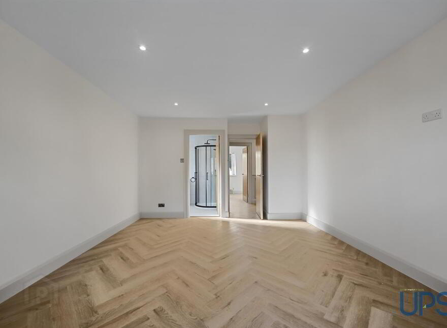 66 Hawthorn View, Glen Road, Belfast, BT17 0RN