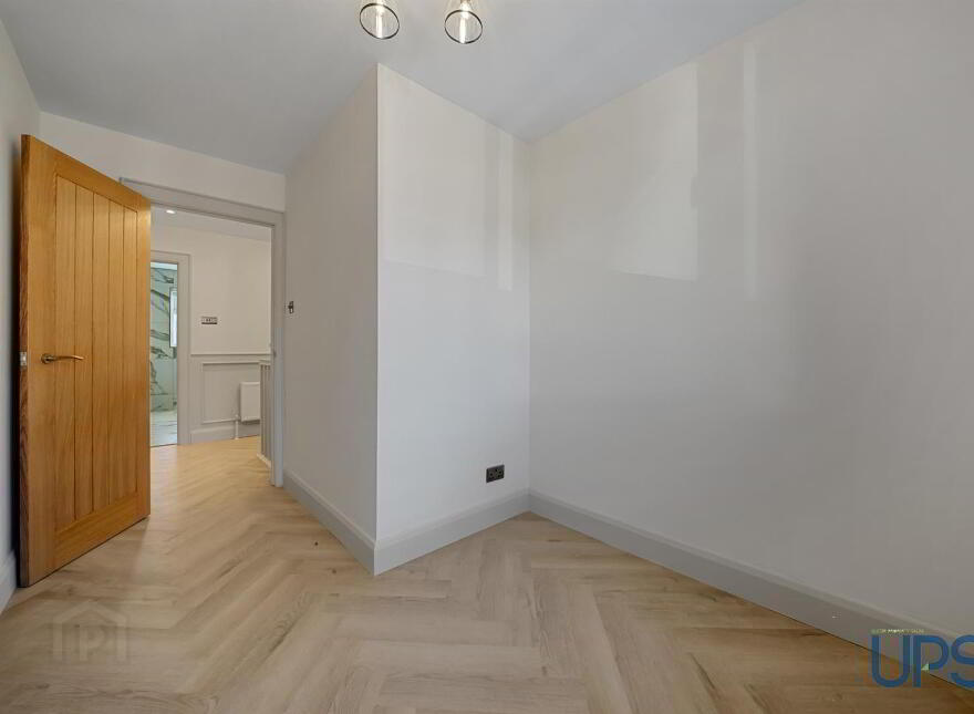 66 Hawthorn View, Glen Road, Belfast, BT17 0RN