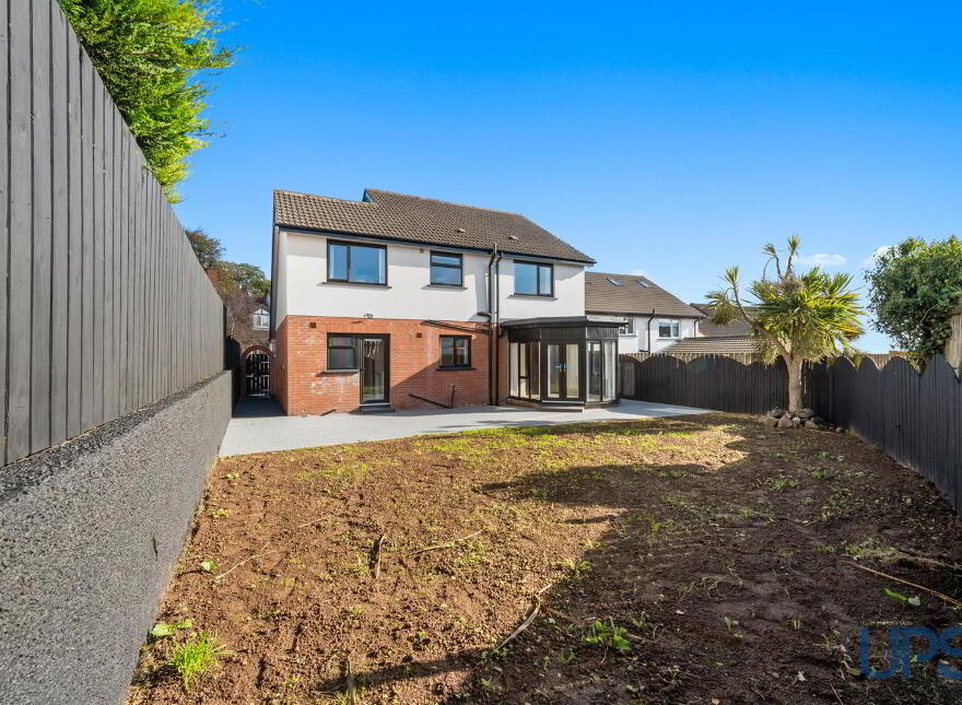 66 Hawthorn View, Glen Road, Belfast, BT17 0RN