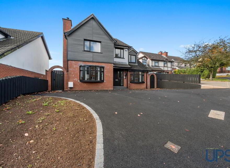 66 Hawthorn View, Glen Road, Belfast, BT17 0RN