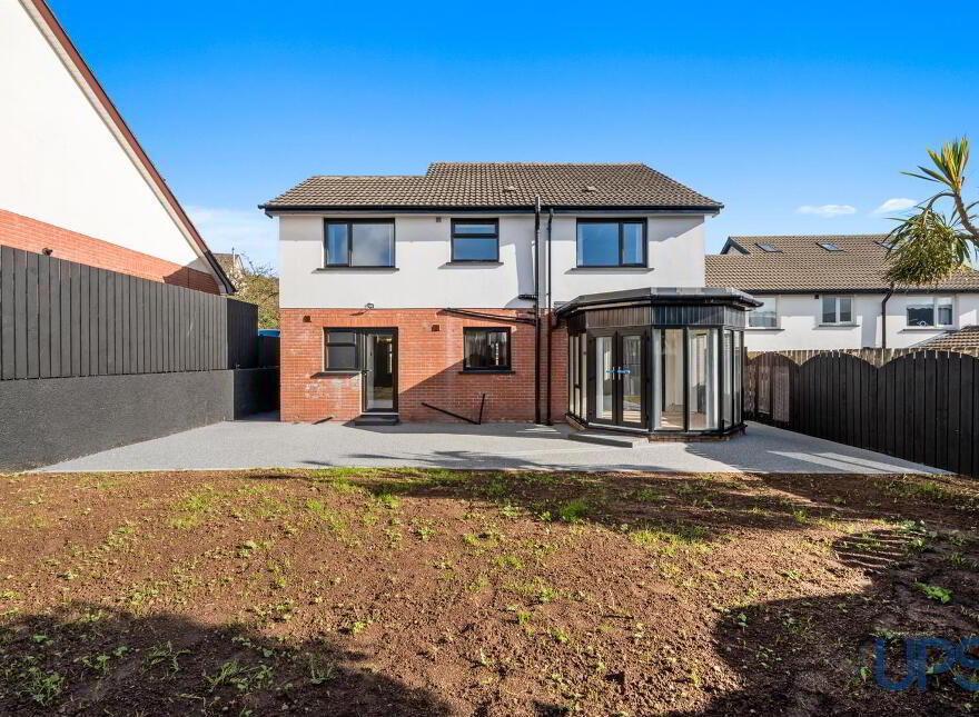 66 Hawthorn View, Glen Road, Belfast, BT17 0RN