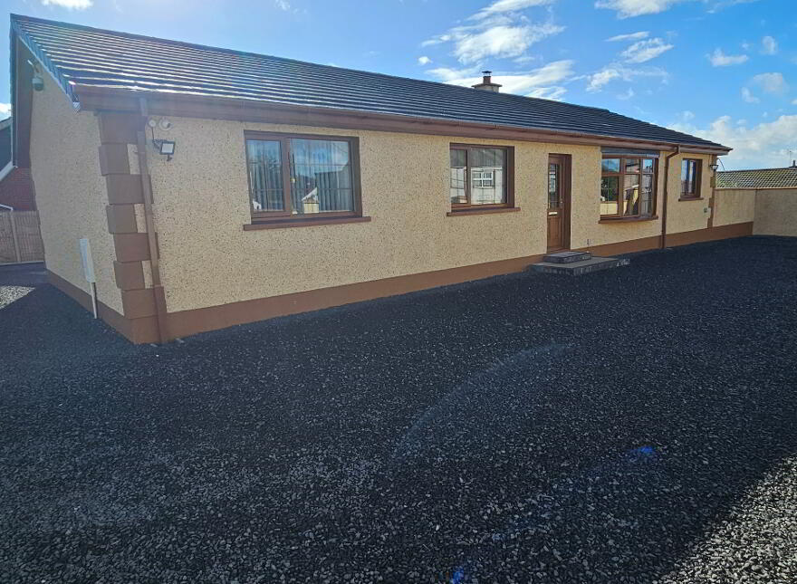206 Ballynure Road, Ballyclare, BT39 9AJ