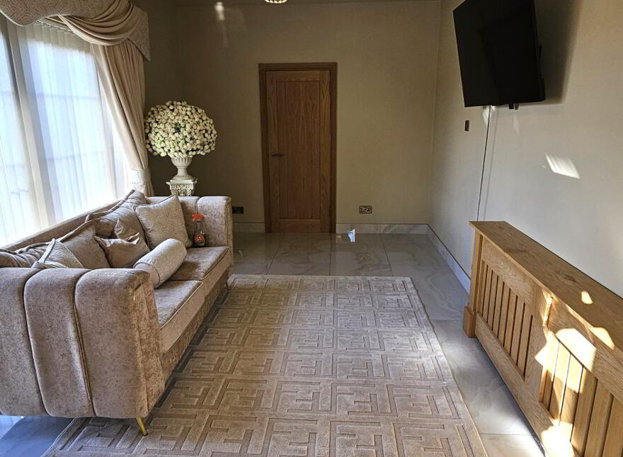 206 Ballynure Road, Ballyclare, BT39 9AJ