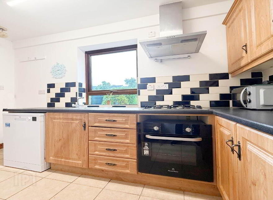 32 St Crones Terrace, Dungloe, F94R2R3