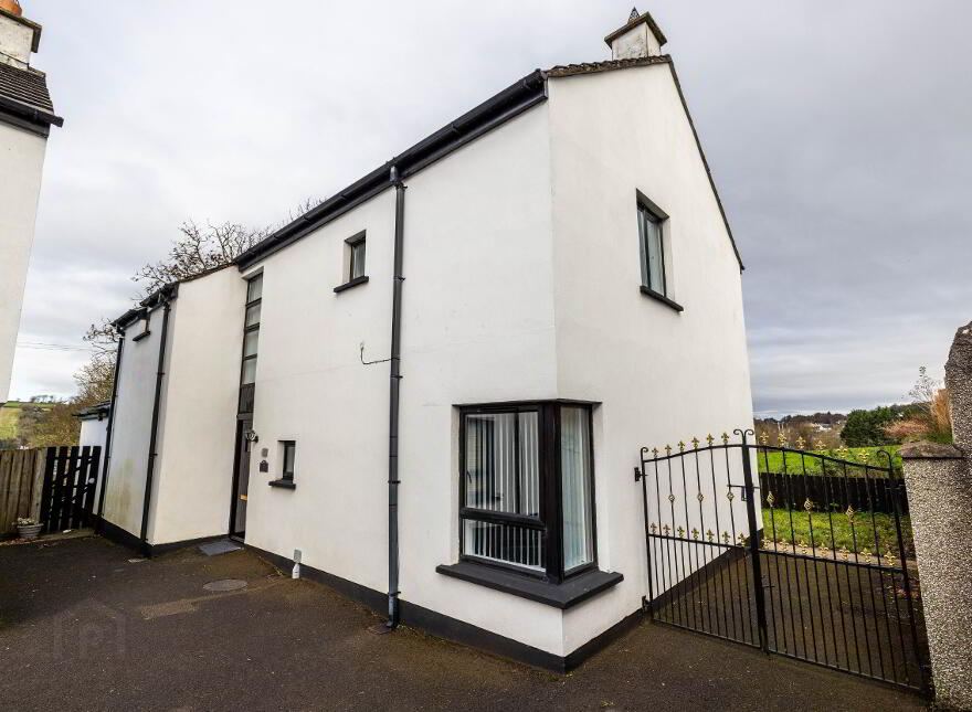 7 Ballyore Grove, Newbuildings, Derry/Londonderry, BT47 2TB photo