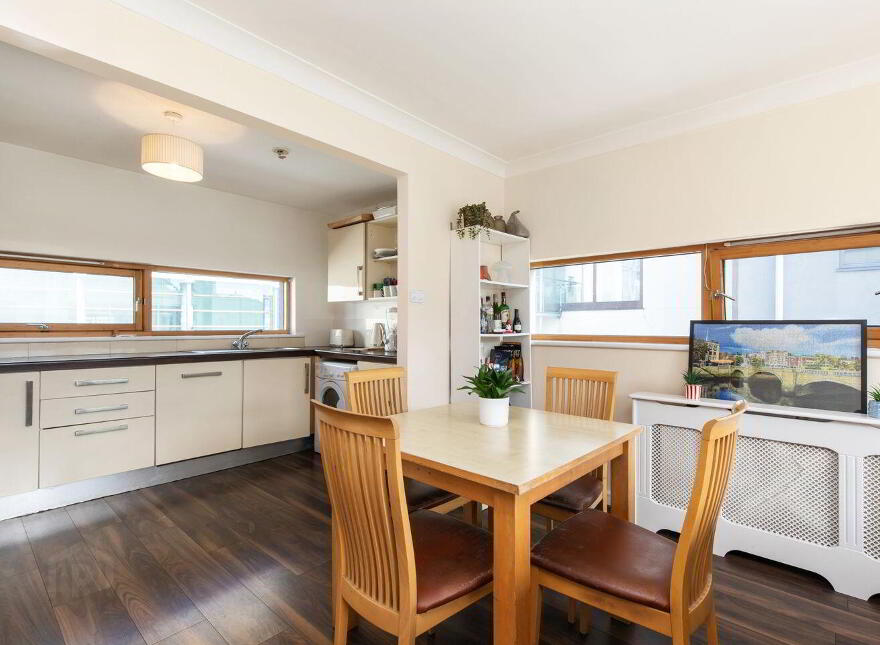 45 Mellowes Quay, Ushers Quay, Dublin 8, D08ER22