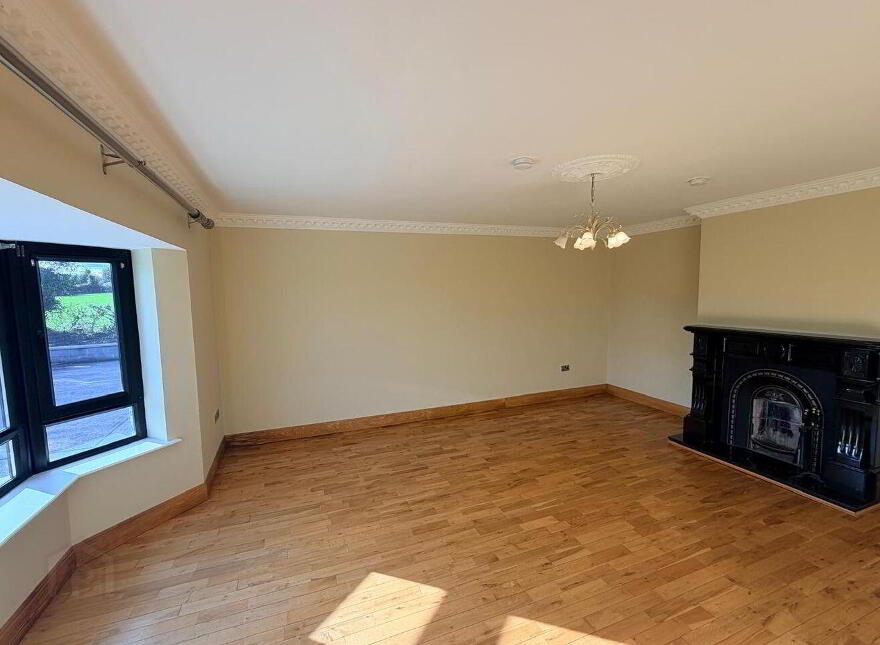 Bweeng East, Mallow, P51E8K1