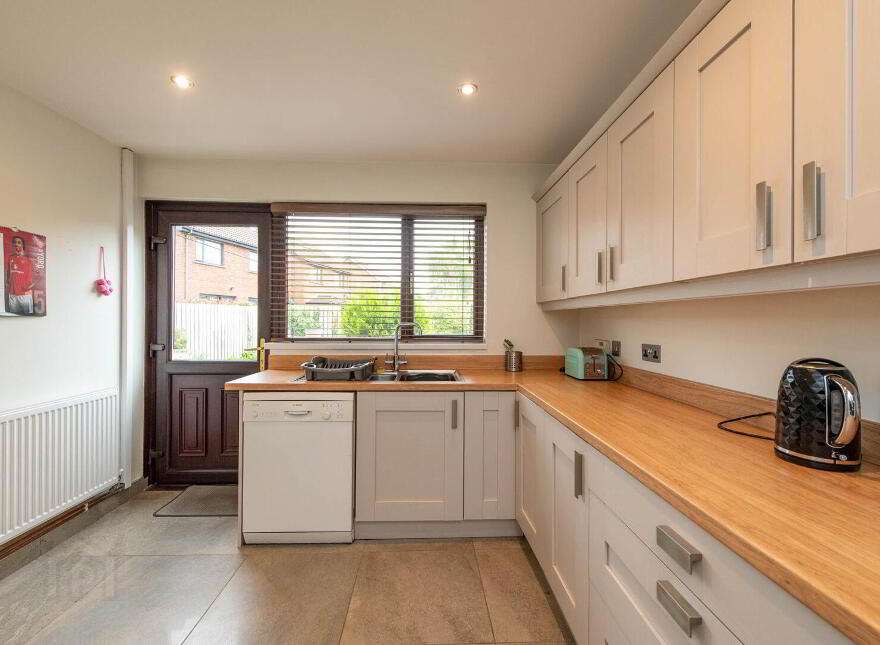 6 Glenview Crescent, Newtownabbey, BT37 0TW