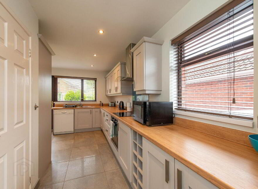 6 Glenview Crescent, Newtownabbey, BT37 0TW