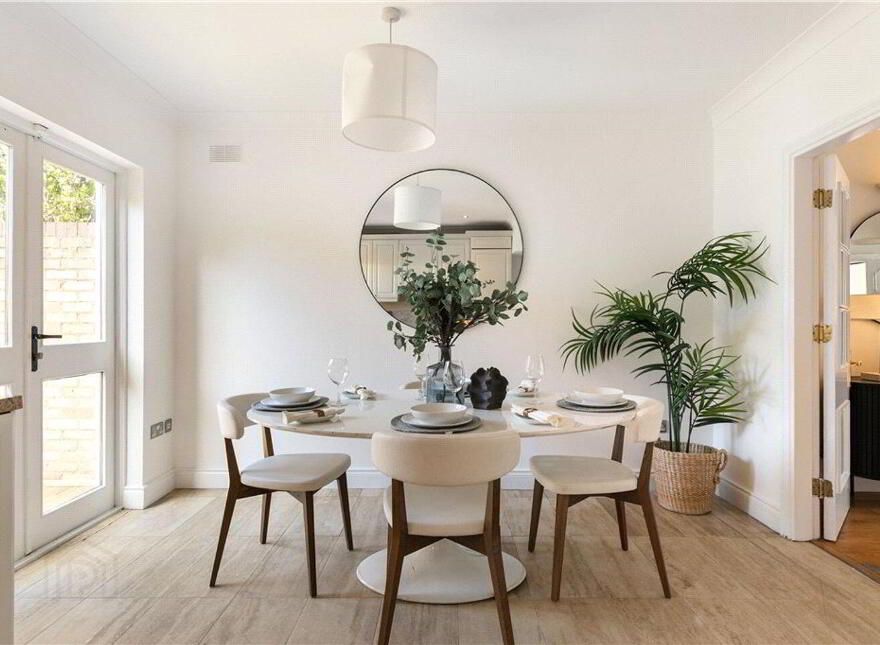 37 Elton Court, Castlepark Road, Sandycove, A96FP95