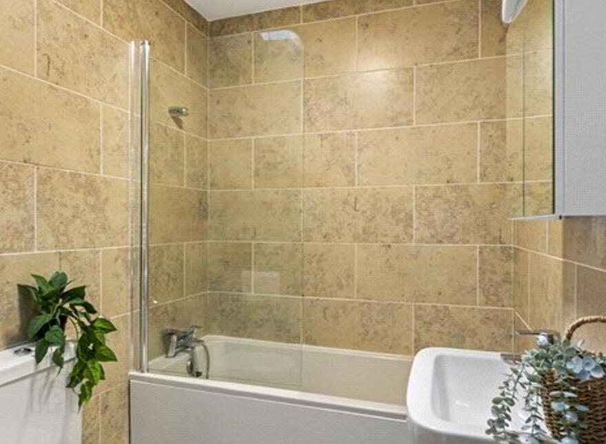 37 Elton Court, Castlepark Road, Sandycove, A96FP95