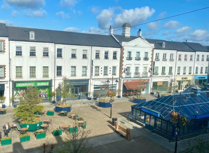 65, Lisburn Square, Lisburn, BT28 1TS