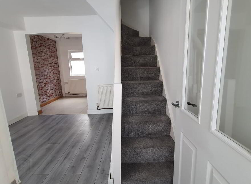 31 Fort Street, Springfield Rd, Belfast, BT12 7BH