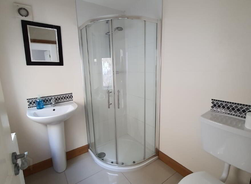 31 Fort Street, Springfield Rd, Belfast, BT12 7BH