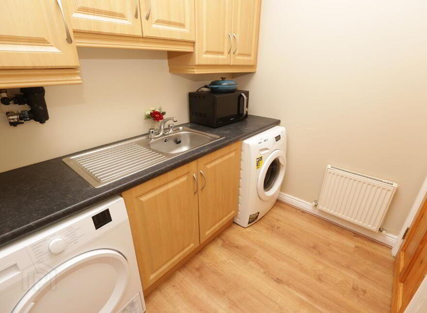 11 The Lawn, Sevitt Hall, Bettystown, A92A0E4