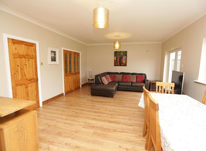 11 The Lawn, Sevitt Hall, Bettystown, A92A0E4