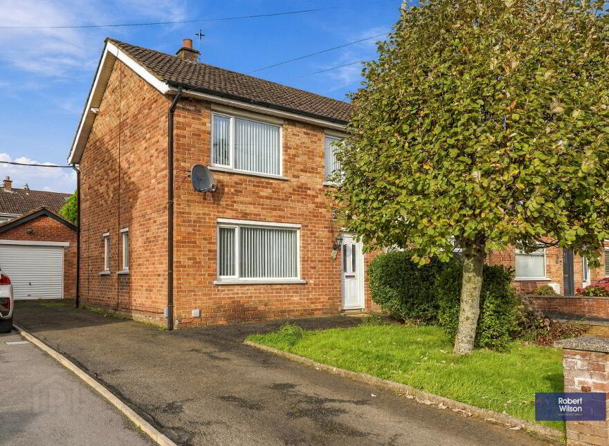 7 Beechgrove, Lisburn, BT27 4JE