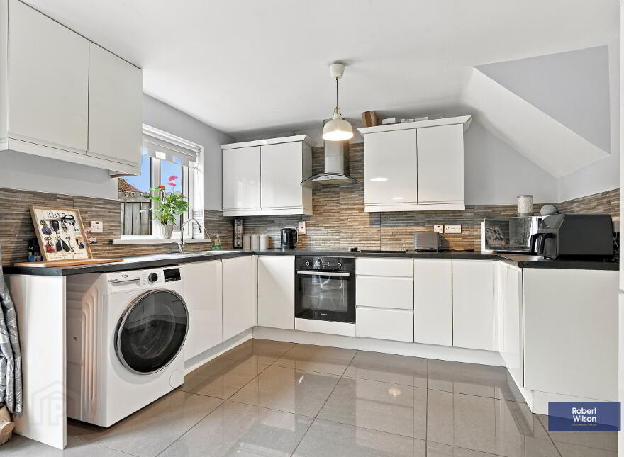 7 Beechgrove, Lisburn, BT27 4JE