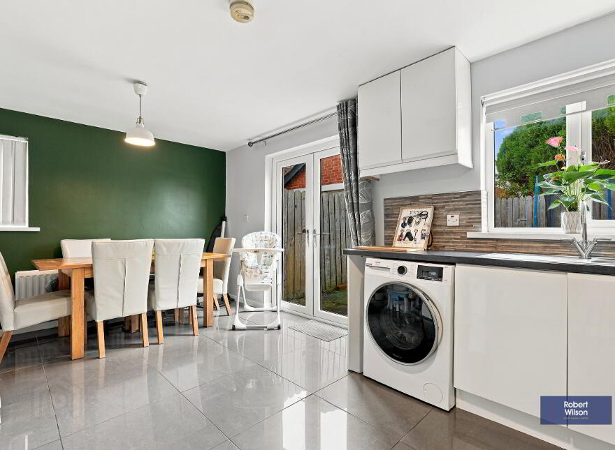 7 Beechgrove, Lisburn, BT27 4JE