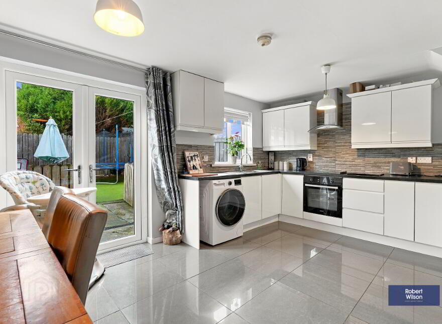 7 Beechgrove, Lisburn, BT27 4JE