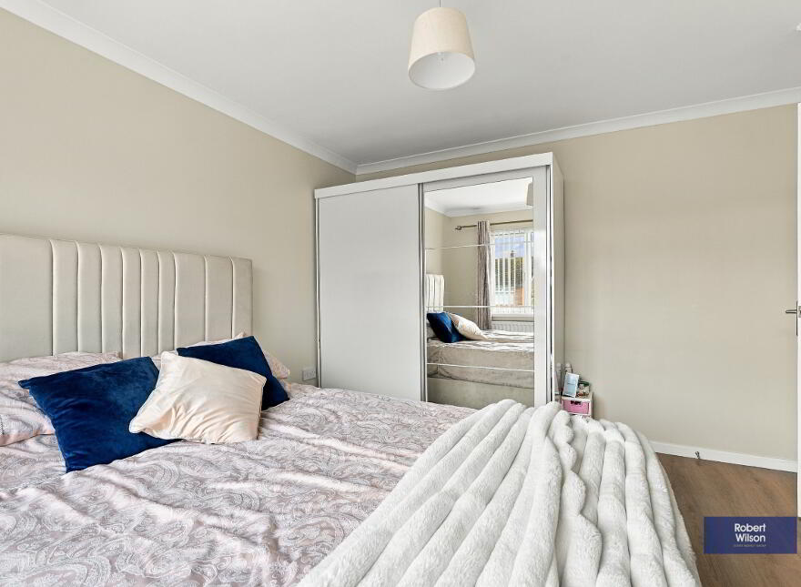 7 Beechgrove, Lisburn, BT27 4JE