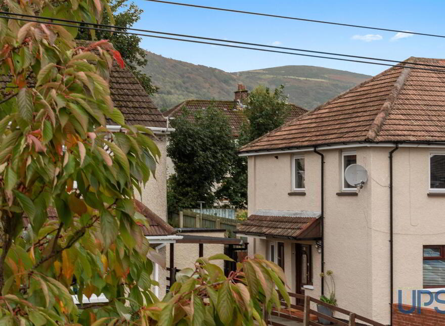 21 Edenmore Drive, Belfast, BT11 8LT