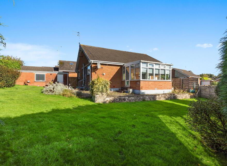 2 Boretree Island Park, Newtownards, BT23 7BW
