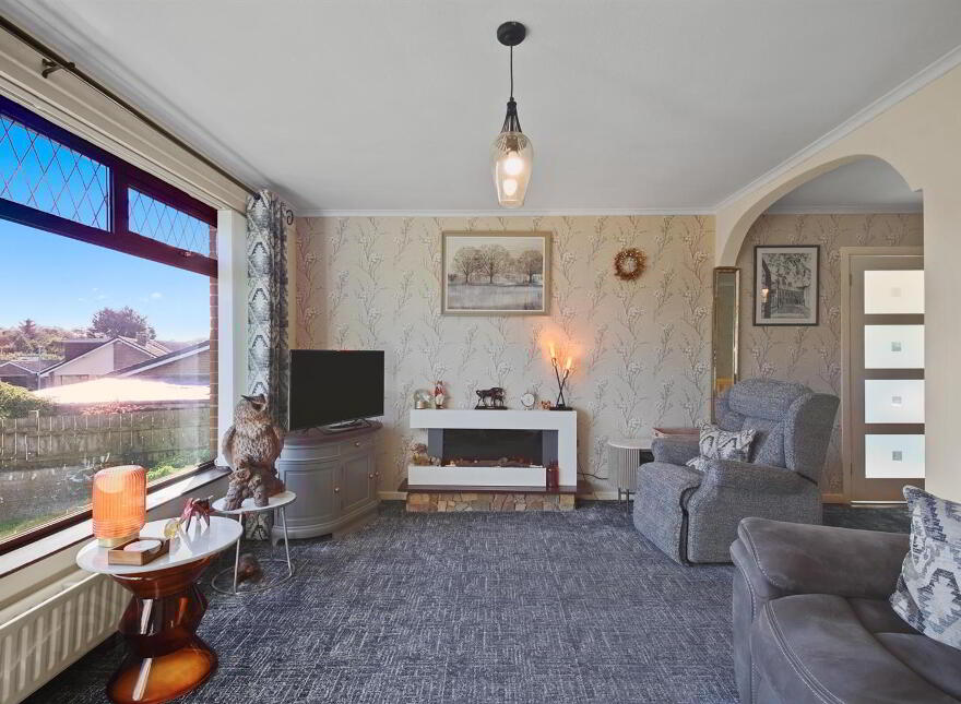 2 Boretree Island Park, Newtownards, BT23 7BW