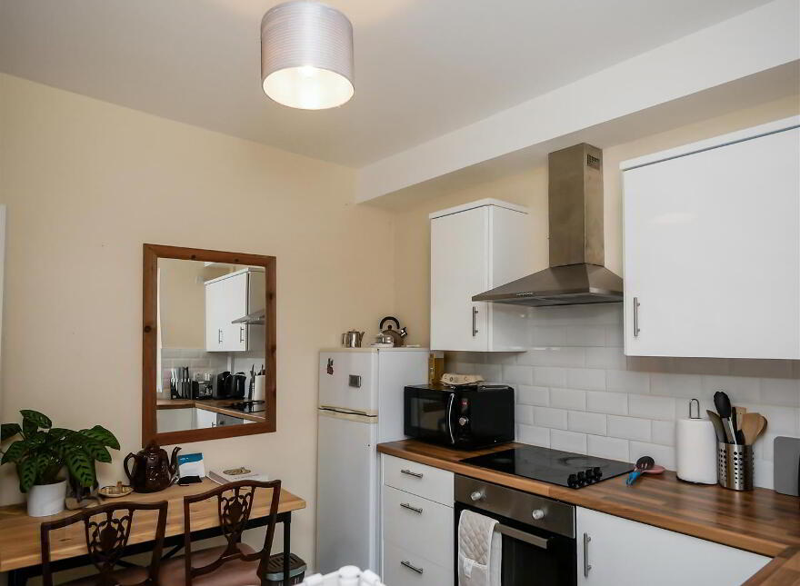 67 Hatfield Street, Ormeau Road, Belfast, BT7 2FB