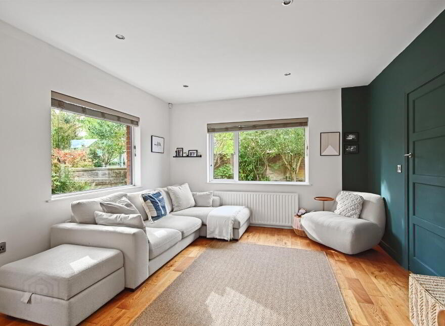 13 Knocknagoney Road, Holywood, BT18 9QU