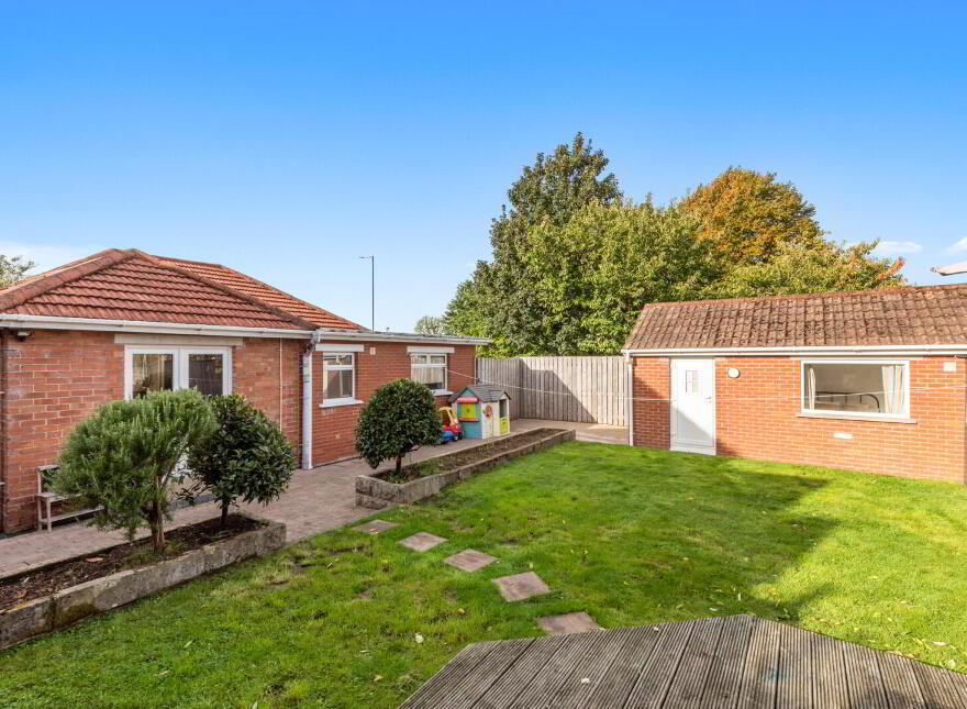 13 Knocknagoney Road, Holywood, BT18 9QU