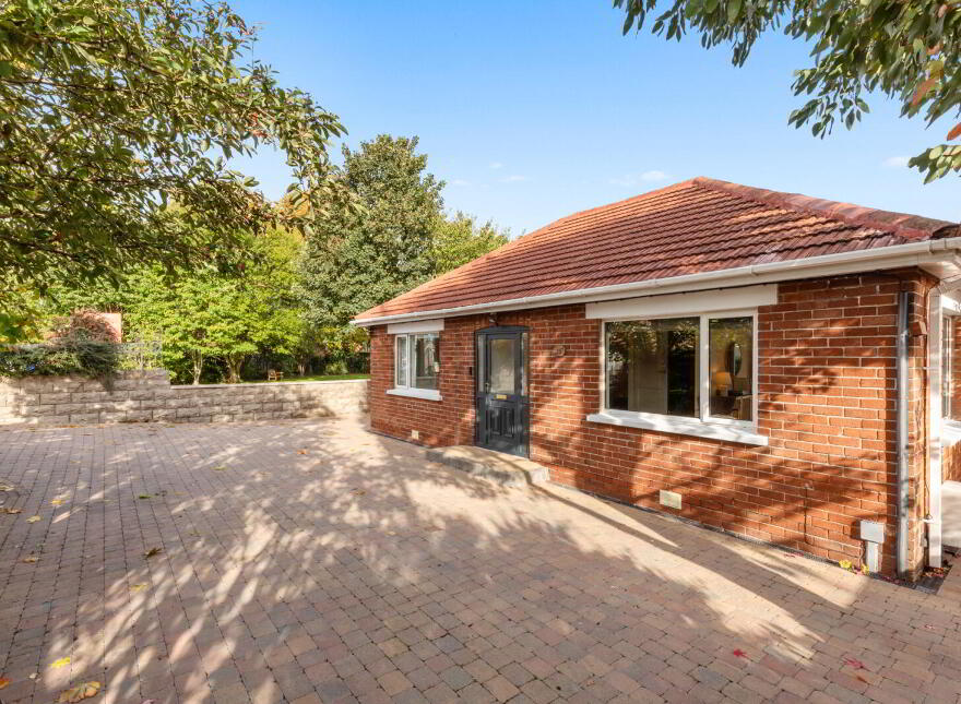 13 Knocknagoney Road, Holywood, BT18 9QU