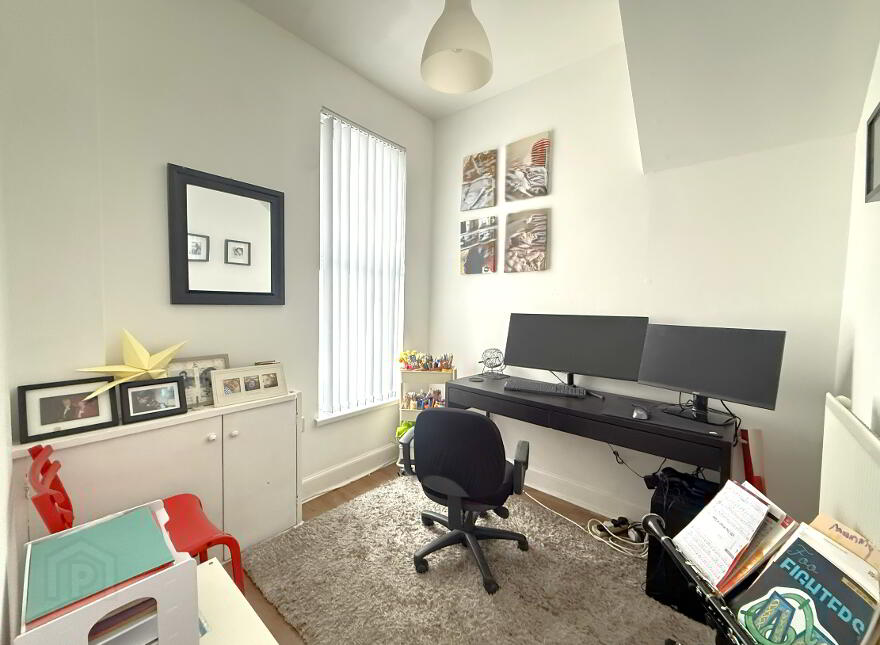 61 Antrim Road, Lisburn, BT28 3EB