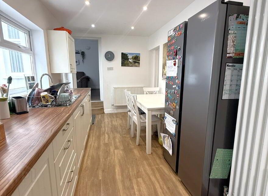 61 Antrim Road, Lisburn, BT28 3EB