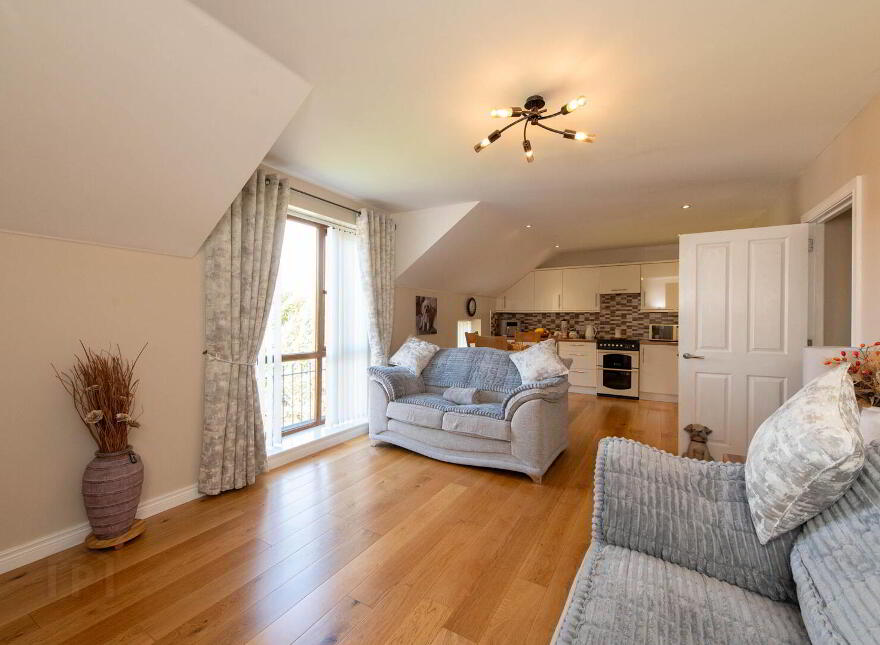 16b The Bridges, Newtownabbey, BT37 0TD