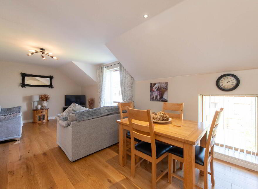 16b The Bridges, Newtownabbey, BT37 0TD